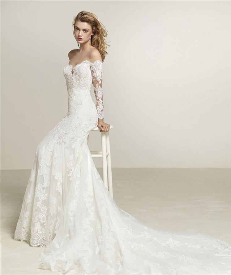 Drilia by Pronovias 