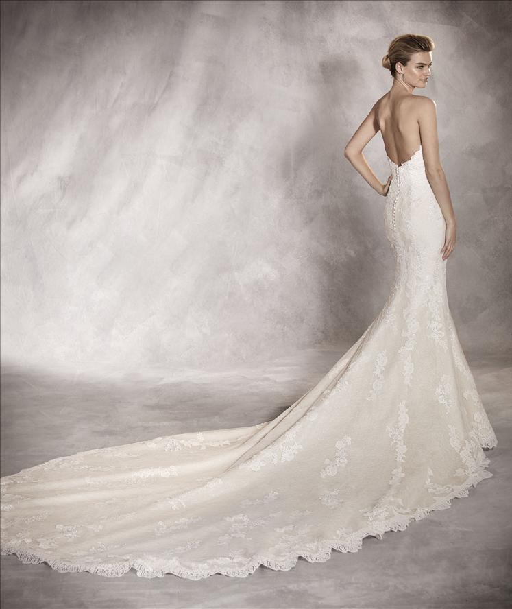 Princia by Pronovias 