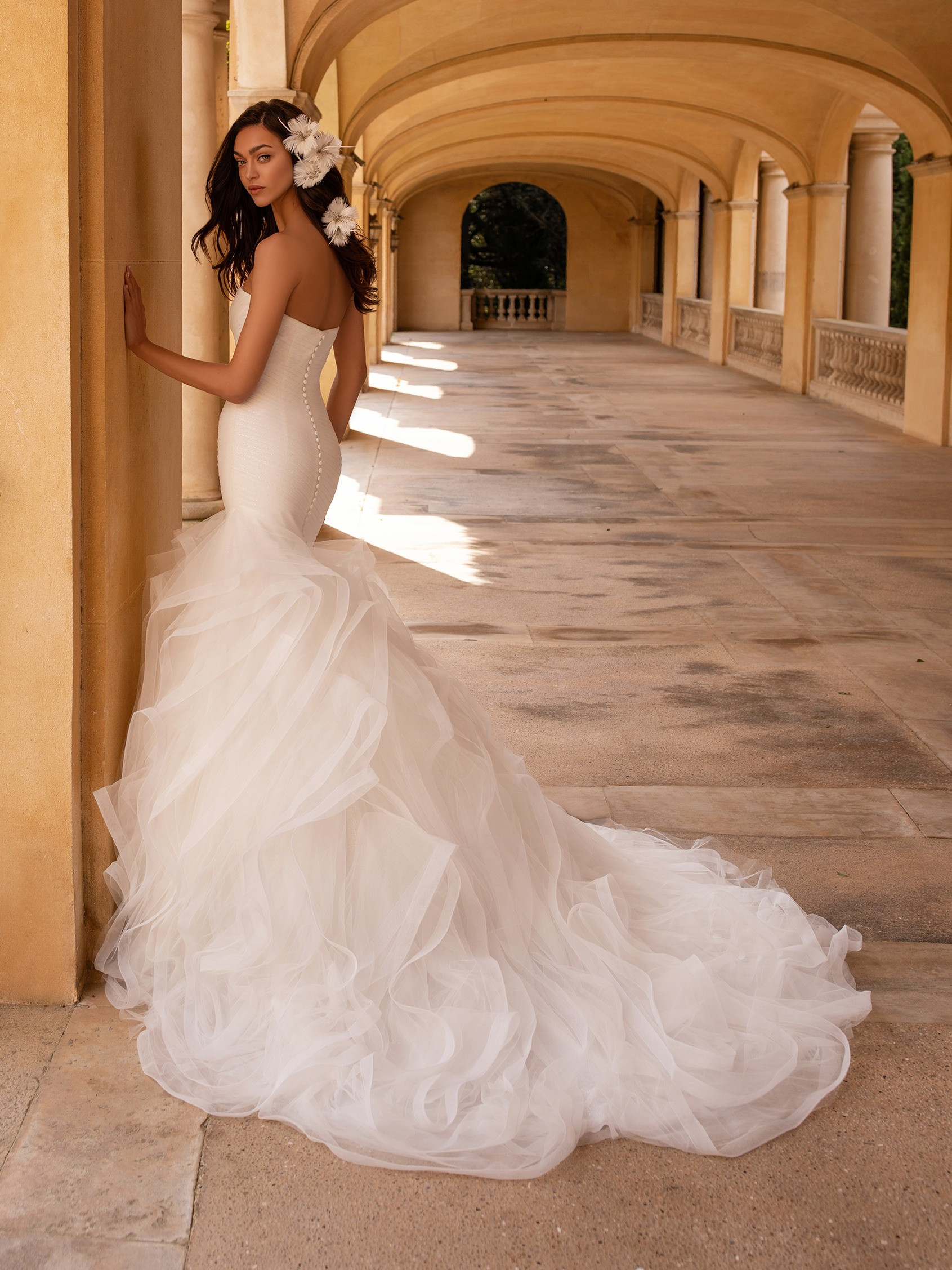 pronovias strapless lace wedding dress
