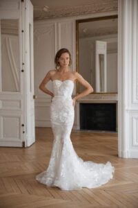 Eisen Stein Michel Wedding Dress from a Wedding Dress Store in Chicago