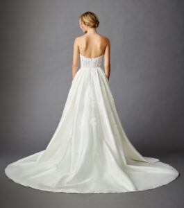 Allison Webb Ivy Wedding Dress back from a Bridal Shop in Chicago, IL