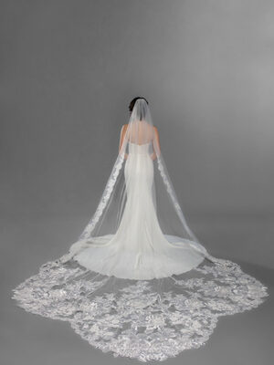 ML AVL0032 soft floral ace and ivory tulle cathedral veil