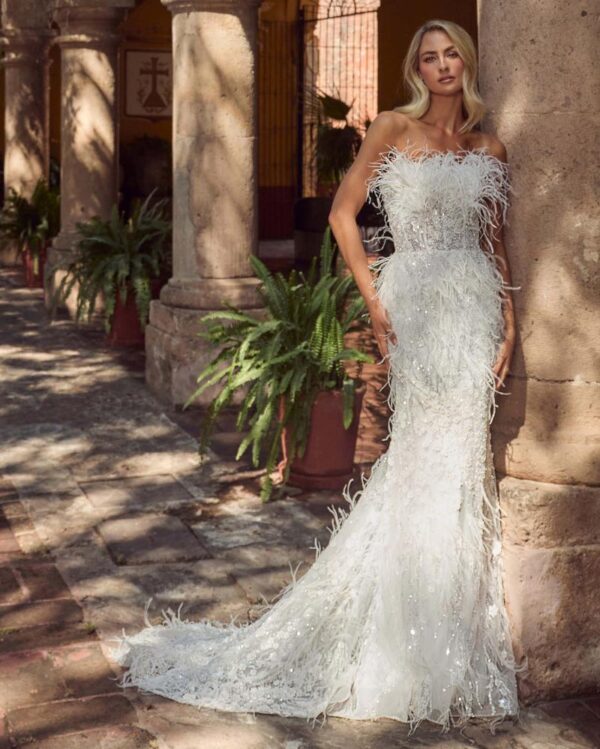 Brandie by Calla Blanche