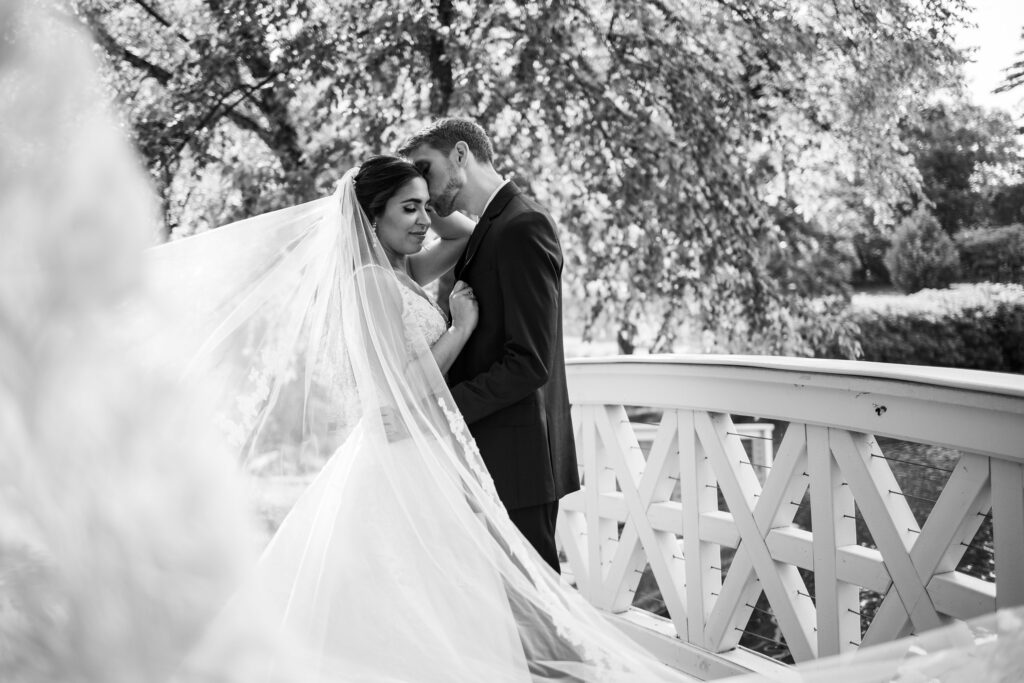 Editors-Favorites-Chicago-Wedding-Photographer-Lauren-Ashley-Studios-Haight-Elgin-Wedding-12-1024x683