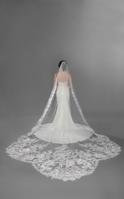ML AVL0032 soft floral ace and ivory tulle cathedral veil