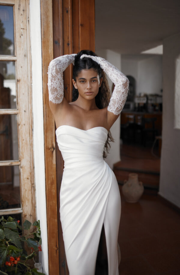 Danielle by Dana Harel