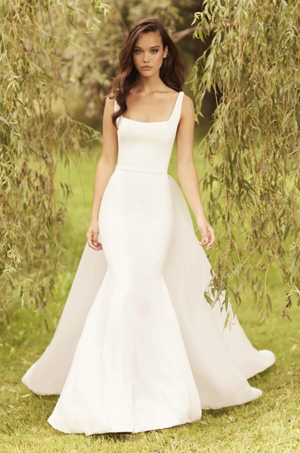 5087 by Paloma Blanca