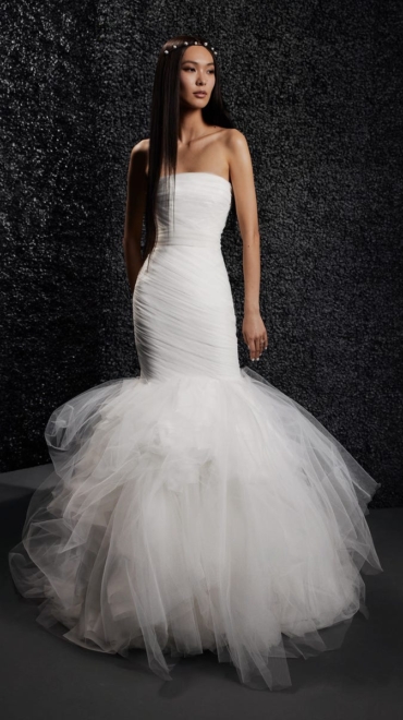 Mira-Couture-Vera-Wang-Laurence-Wedding-Dress-Bridal-Gown-Chicago-Boutique-1-370x660