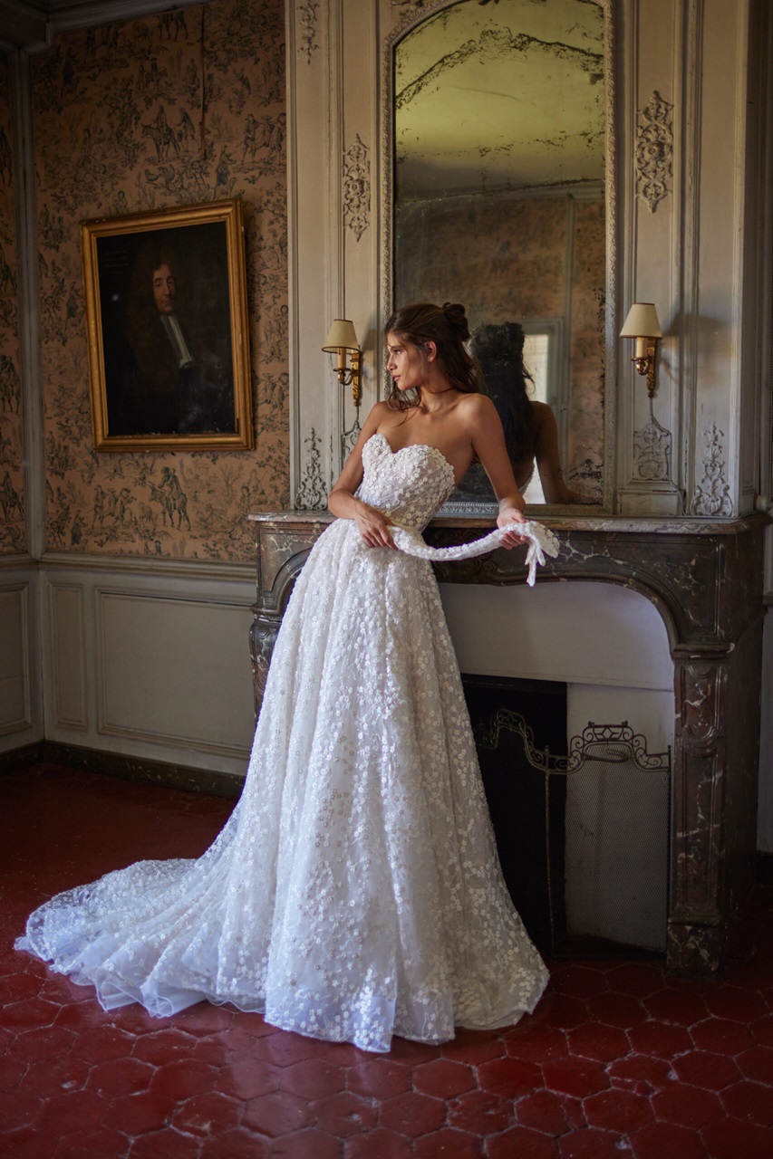 Netta Benshabu's exquisite "La Perle" collection