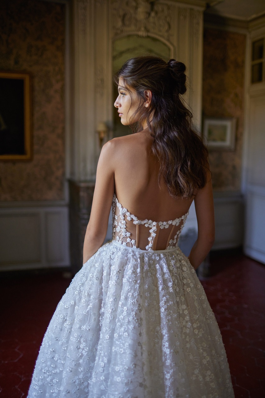 Netta Benshabu's exquisite "La Perle" collection