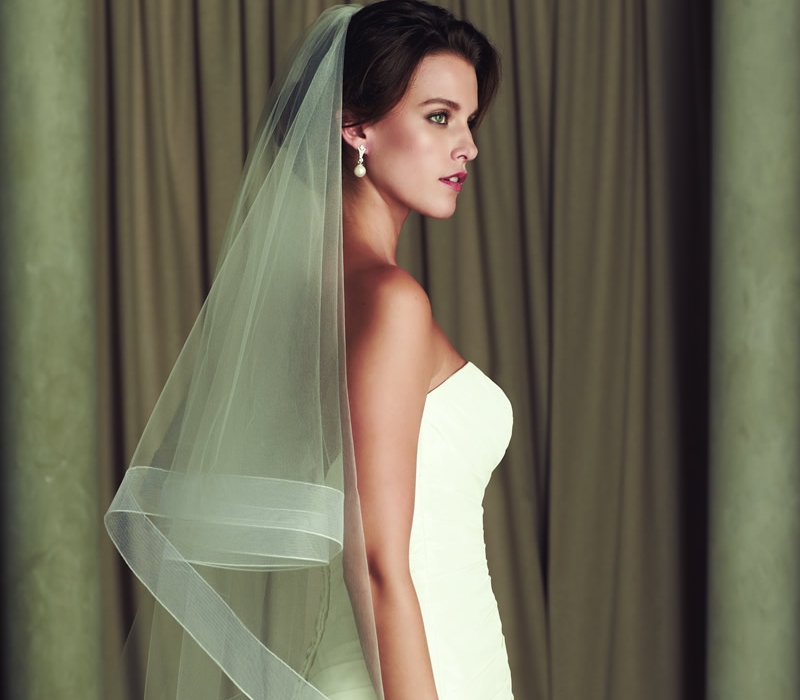 Paloma-Blanca-Veil-443F-Mira-Couture-Chicago-800x700